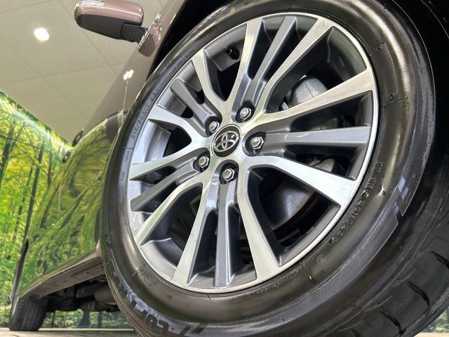 �y����17�C���`�A���~�z�C�[���z�O�ςɃ}�b�`���������A���~�z�C�[���𑕒����Ă���܂��B�e��ЊO�A���~�z�C�[����A�X�^�b�h���X�^�C�����戵�����Ă���܂��B���񂲑��k����������