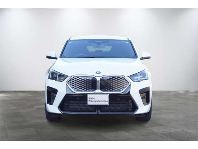iX2xドライブ30 Mスポーツ 4WD