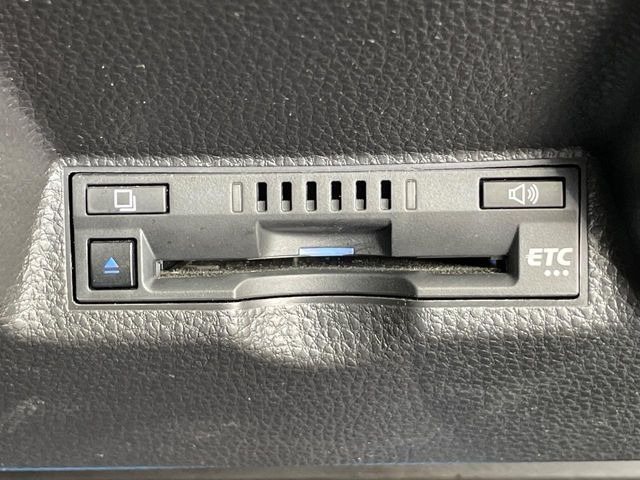 【ETC】高速道路の料金所をストレスなく通過!話題のスポットやサービスエリアに多い「スマートIC」利用時は必須のアイテムです。当店でセットアップを実施、ご納車当日からすぐにご利用いただけます!