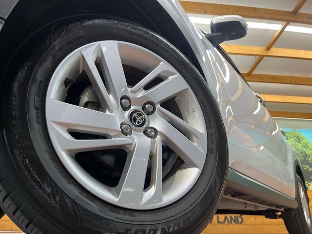 �y����16�C���`�A���~�z�C�[���z�O�ςɃ}�b�`���������A���~�z�C�[���𑕒����Ă���܂��B�e��ЊO�A���~�z�C�[����A�X�^�b�h���X�^�C�����戵�����Ă���܂��B���񂲑��k����������