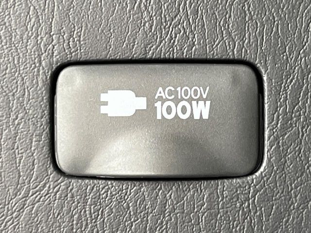 【1500Wアクセサリーコンセント】消費電力1500Wまでの家電が使えます。キャンプやスポーツ・アウトドアでのアクティビティはもちろん、災害・停電の際に大活躍♪
