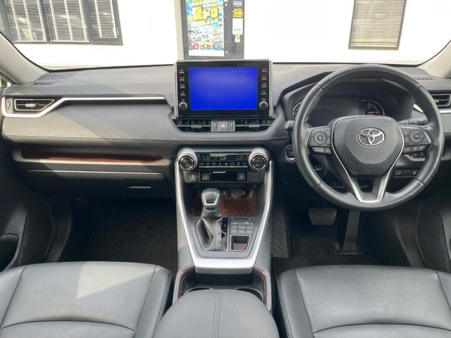 RAV42.0 G 4WD