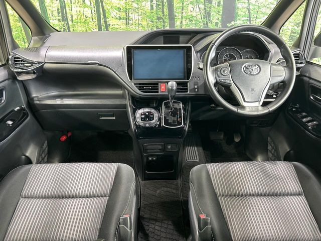 ヴォクシー2.0 ZS