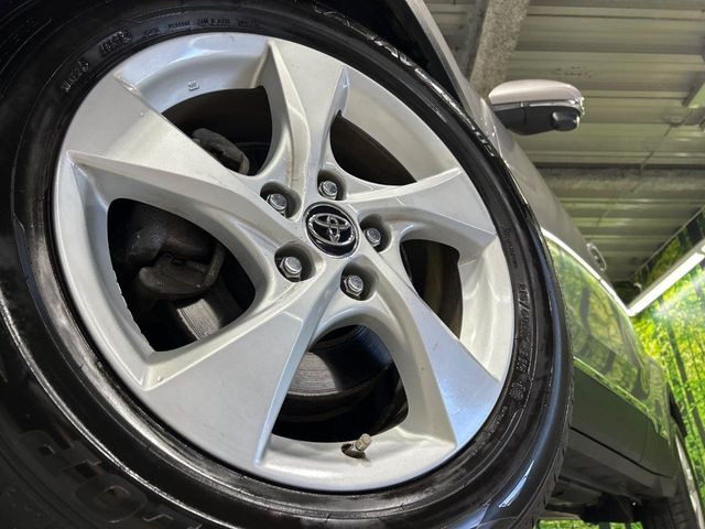 �y����17�C���`�A���~�z�C�[���z�O�ςɃ}�b�`���������A���~�z�C�[���𑕒����Ă���܂��B�e��ЊO�A���~�z�C�[����A�X�^�b�h���X�^�C�����戵�����Ă���܂��B���񂲑��k����������