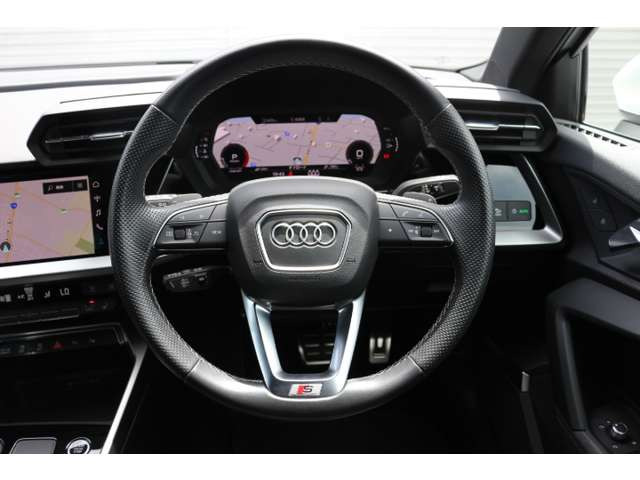 A3スポーツバック40 TFSI クワトロ Sライン 4WD