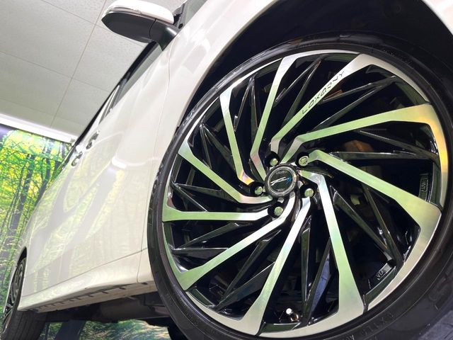�y20�C���`�A���~�z�C�[���z�O�ςɃ}�b�`�����A���~�z�C�[���𑕒����Ă���܂��B�e��A���~�z�C�[����A�X�^�b�h���X�^�C�����戵�����Ă���܂��B���񂲑��k����������