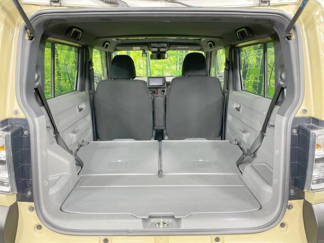 普段のお買い物や通勤、送迎等に十分な荷室スペースを確保しております。セカンドシートを倒すと、大きな荷物の積載も可能です♪