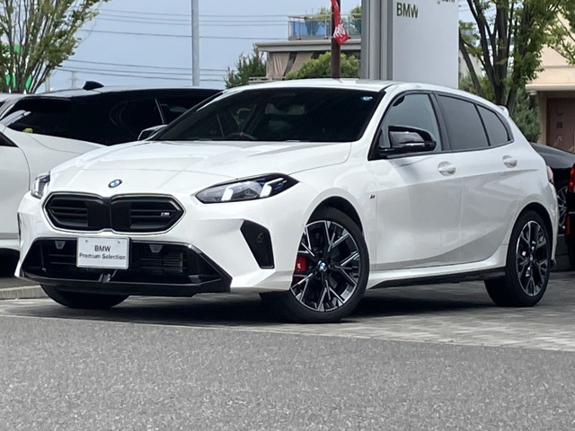1シリーズM135 xドライブ 4WD