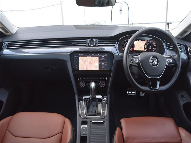 アルテオンTSI 4モーション エレガンス 4WD