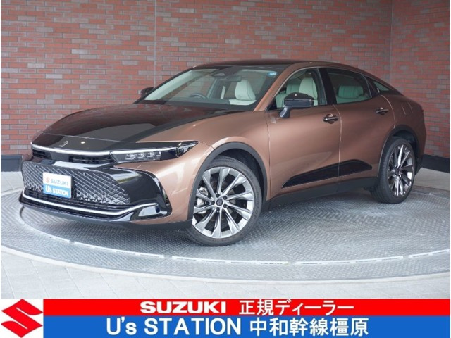 クラウンクロスオーバー2.5 G アドバンスト レザー パッケージ E-Four 4WD