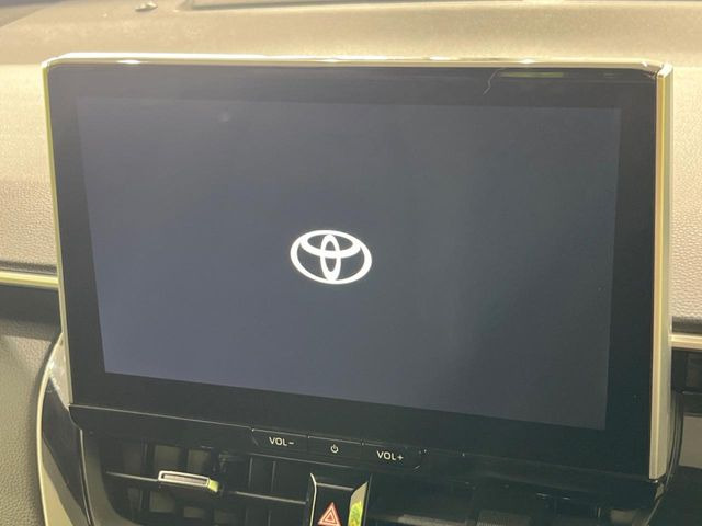 �y10.5�C���` �f�B�X�v���C�I�[�f�B�I�z���ʂ̃f�B�X�v���C��AppleCarPlay��AndroidAuto�����p�\�B�傫�ȉ�ʂŃX�}�z�i�r�A�v���������p���������܂���