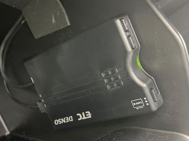 【ETC】高速道路の料金所をストレスなく通過!話題のスポットやサービスエリアに多い「スマートIC」利用時は必須のアイテムです。当店でセットアップを実施、ご納車当日からすぐにご利用いただけます!