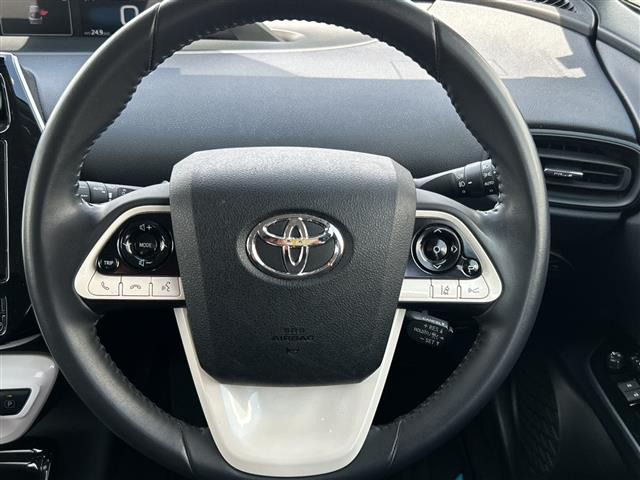 プリウス1.8 S セーフティ プラス