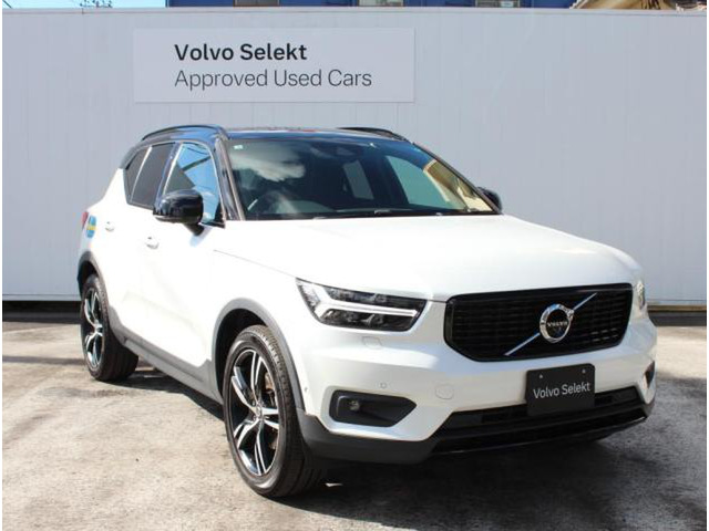 XC40B5 AWD Rデザイン 4WD