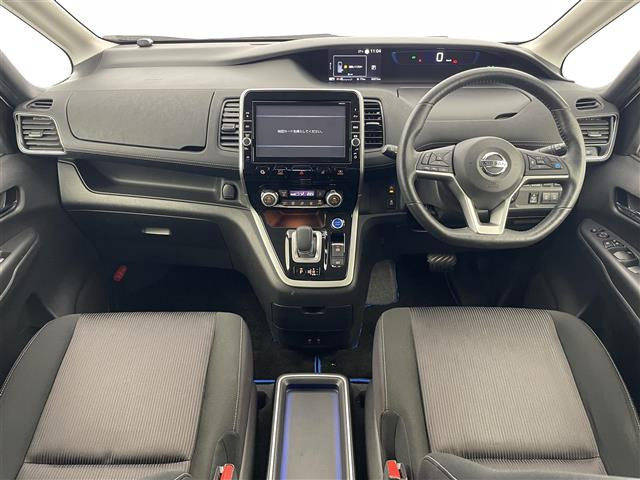 セレナ1.2 e-POWER ハイウェイスターV