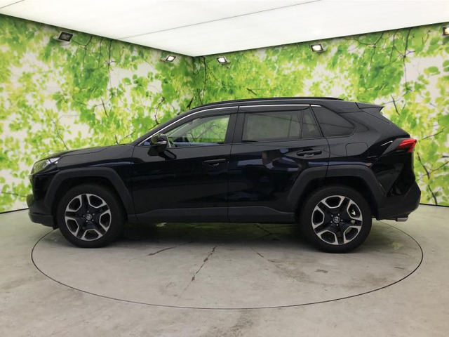 RAV42.0 アドベンチャー 4WD