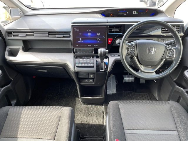 ステップワゴン1.5 スパーダ ホンダ センシング