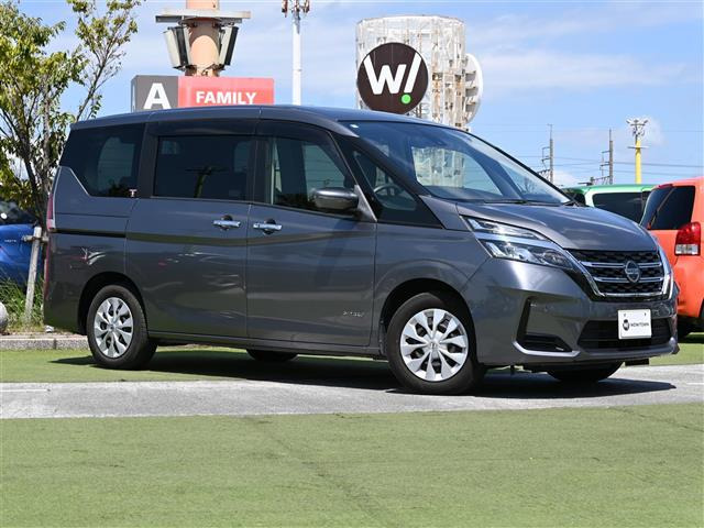 セレナ2.0 XV