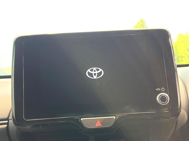 �y8�C���` �f�B�X�v���C�I�[�f�B�I�z���ʂ̃f�B�X�v���C��AppleCarPlay��AndroidAuto�����p�\�B�傫�ȉ�ʂŃX�}�z�i�r�A�v���������p���������܂���