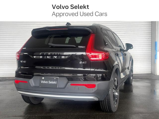 XC40B4 AWD インスクリプション 4WD