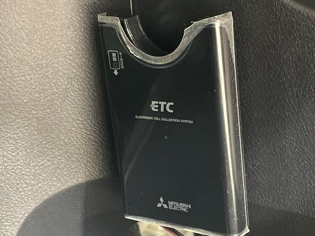 【ETC】高速道路の料金所をストレスなく通過!話題のスポットやサービスエリアに多い「スマートIC」利用時は必須のアイテムです。当店でセットアップを実施、ご納車当日からすぐにご利用いただけます!