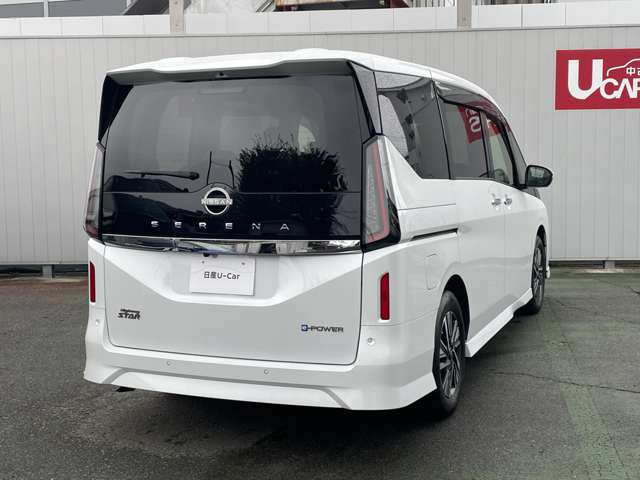 セレナ1.4 e-POWER ハイウェイスターV