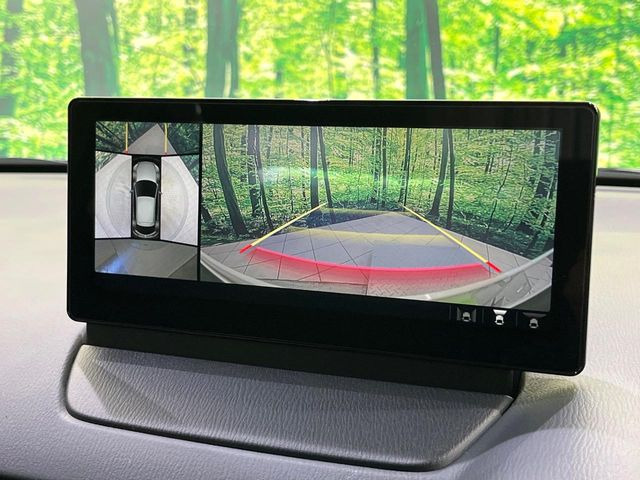 �y360&deg;�r���[���j�^�[�z��p�̃J�����ɂ��A�ォ�猩���낵���悤�Ȏ��_��360�x�N���}�̎��͂��m�F���邱�Ƃ��ł��܂������p�������m�F���₷���A�����ꏊ�ł̐؂�Ԃ��⒓�Ԃ��X���[�Y�ɍs���܂��B