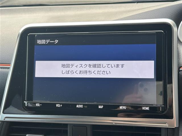 シエンタ1.5 ファンベース G クエロ
