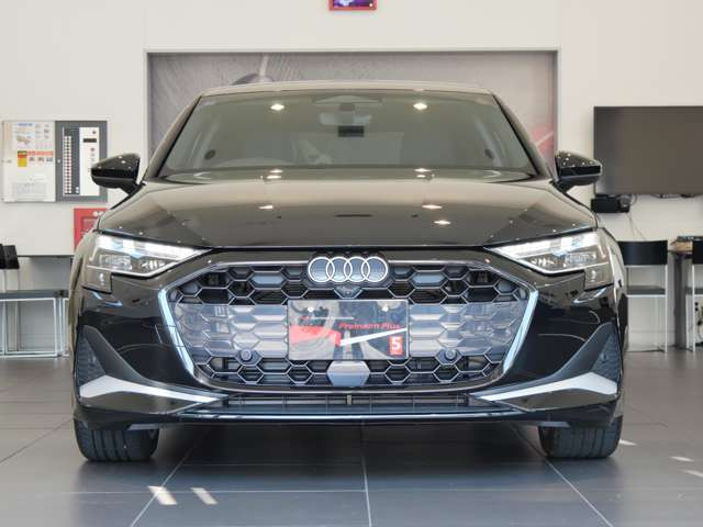 A3セダン30 TFSI アドバンスド
