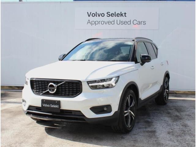 XC40B5 AWD Rデザイン 4WD