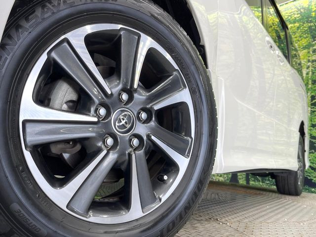 �y����16�C���`�A���~�z�C�[���z�O�ςɃ}�b�`���������A���~�z�C�[���𑕒����Ă���܂��B�e��ЊO�A���~�z�C�[����A�X�^�b�h���X�^�C�����戵�����Ă���܂��B���񂲑��k����������