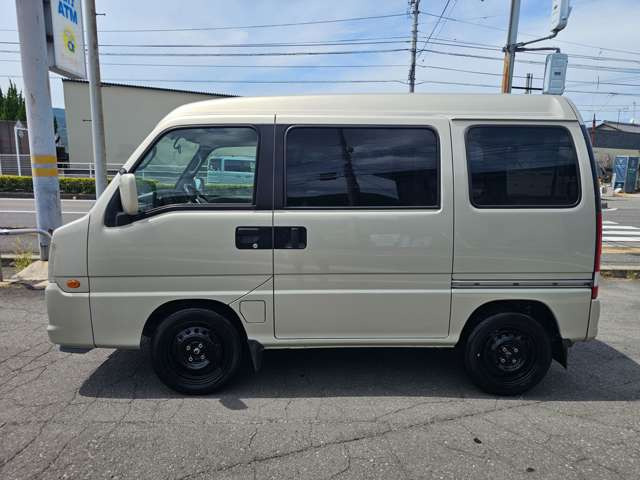 サンバーディアスワゴンベースグレード 4WD