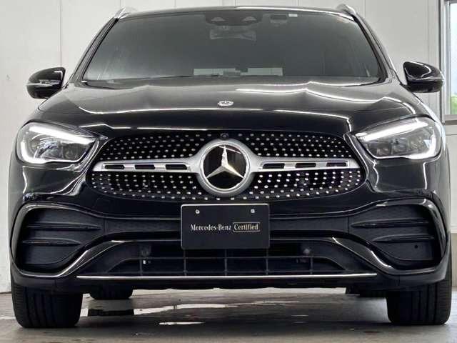 GLAクラスGLA200d 4マチック AMGラインパッケージ 4WD