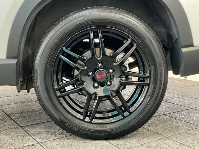 フォレスター1.8 STI スポーツ 4WD