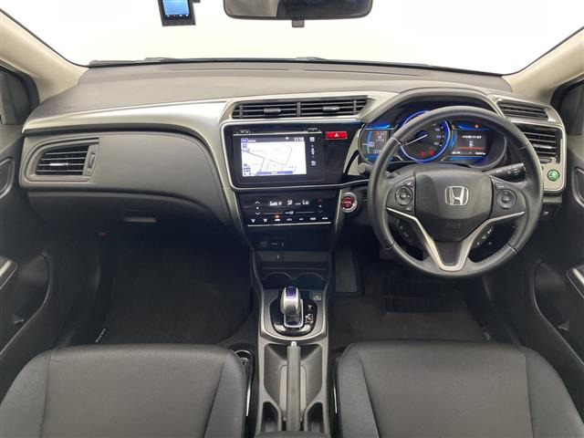 グレイス1.5 ハイブリッド LX