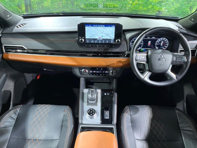 アウトランダーPHEV 2.4 P 4WD