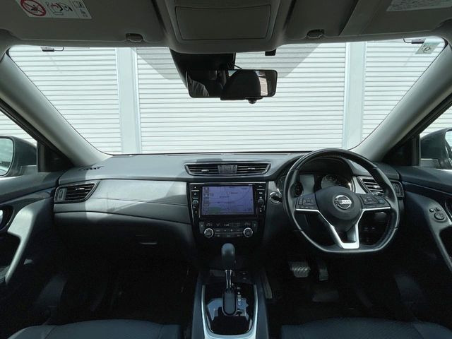 エクストレイル2.0 20Xi