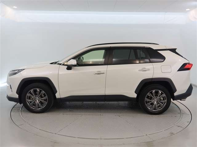 RAV42.5 ハイブリッド G E-Four 4WD