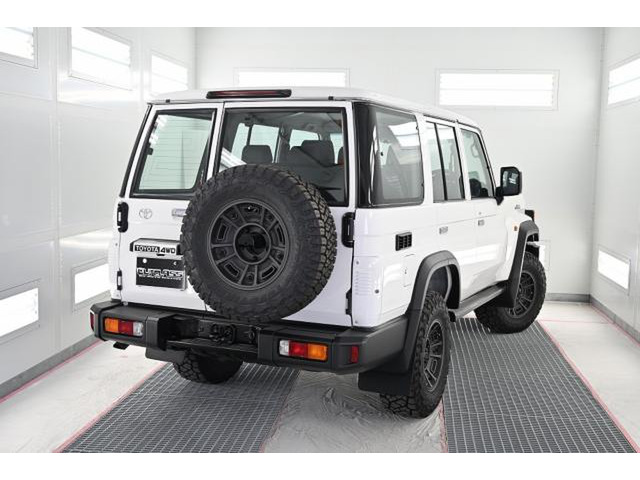 ランドクルーザー702.8 AX ディーゼル 4WD