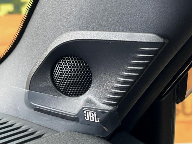 �yJBL�T�E���h�V�X�e���t�������i�r�z�[���̃i�r�@�\�͂������A���x�ȃ`���[�j���O�\�͂����ڂ���Ă���A�������ȉ��y�����y���݂��������܂���