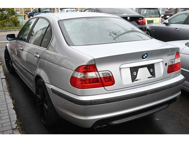 3シリーズセダン325i