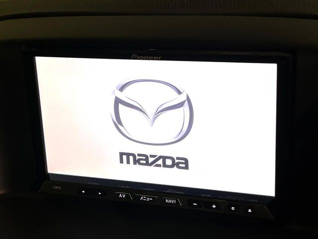 �y�����i�r�z�l�C�̏����i�r�𑕔����Ă���܂��B�i�r�̎g���₷���͂������A�I�[�f�B�I�@�\���[��!�L�����v�◷�s�͂������A�ʋ΂┃�����ȂǕ��i�̃h���C�u���y�����Ȃ�͂���