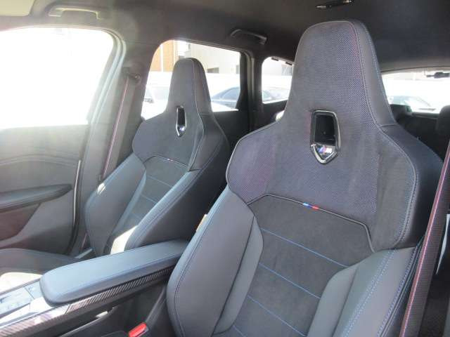 X1M35i xドライブ DCT 4WD