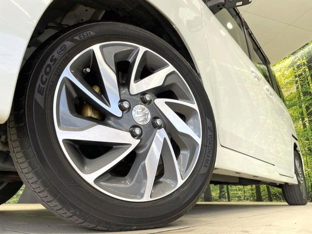 �y����15�C���`�A���~�z�C�[���z�O�ςɃ}�b�`���������A���~�z�C�[���𑕒����Ă���܂��B�e��ЊO�A���~�z�C�[����A�X�^�b�h���X�^�C�����戵�����Ă���܂��B���񂲑��k����������