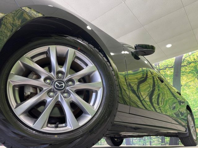 �y����16�C���`�A���~�z�C�[���z�O�ςɃ}�b�`���������A���~�z�C�[���𑕒����Ă���܂��B�e��ЊO�A���~�z�C�[����A�X�^�b�h���X�^�C�����戵�����Ă���܂��B���񂲑��k����������
