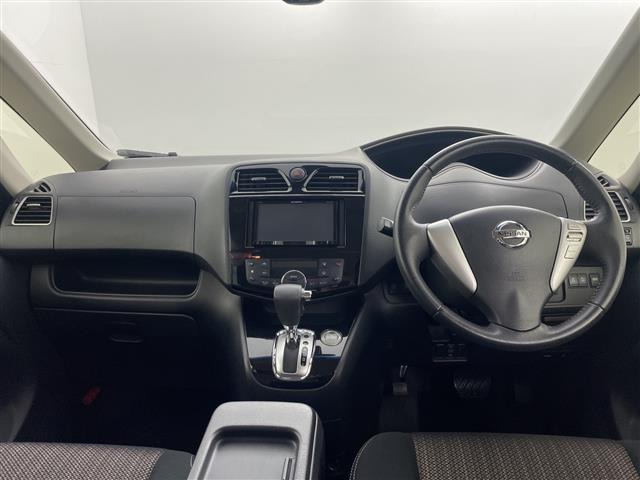 セレナ2.0 ハイウェイスター Vセレクション+Safety S-HYBRID
