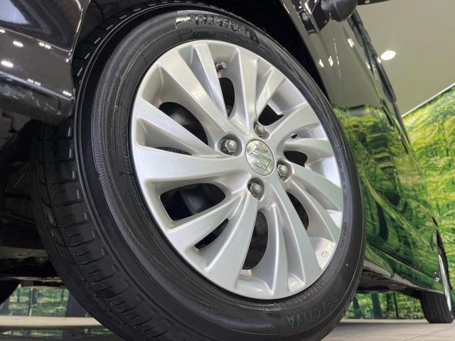 �y����14�C���`�A���~�z�C�[���z�O�ςɃ}�b�`���������A���~�z�C�[���𑕒����Ă���܂��B�e��ЊO�A���~�z�C�[����A�X�^�b�h���X�^�C�����戵�����Ă���܂��B���񂲑��k����������