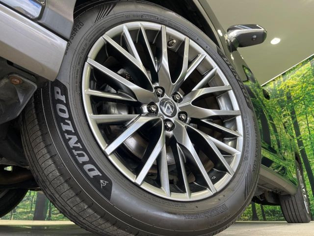�y����20�C���`�A���~�z�C�[���z�O�ςɃ}�b�`���������A���~�z�C�[���𑕒����Ă���܂��B�e��ЊO�A���~�z�C�[����A�X�^�b�h���X�^�C�����戵�����Ă���܂��B���񂲑��k����������