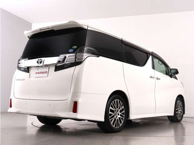 当店では、厳選された車両のみ展示しております。アルファード・ヴェルファイアに特化した専門店ならではの豊富な在庫の中から、お気に入りの一台をお探しください!
