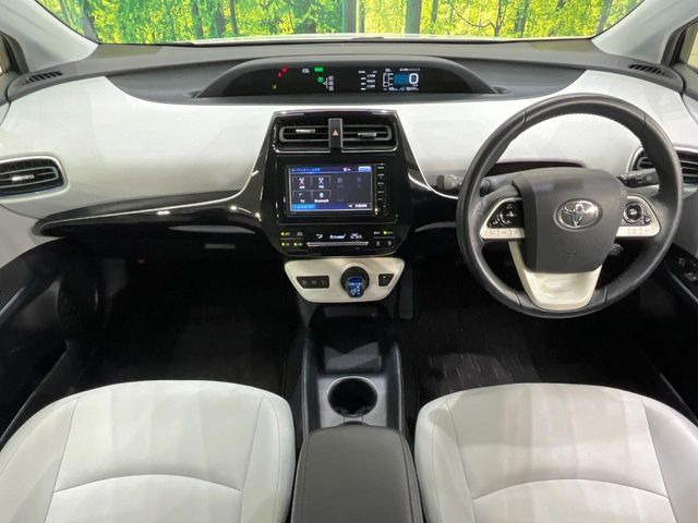 プリウス1.8 S ツーリングセレクション